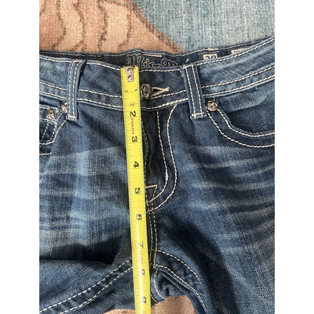 MISS ME Women's Medium Wash Fleur-De-Lis Skinny JP604855 Mid-Rise Jeans Sz 28 - Picture 14 of 16